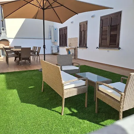 Dd House Family Holiday Apartment Cecina  Exterior photo