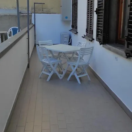 Dd House Family Holiday Apartment Cecina  Room photo